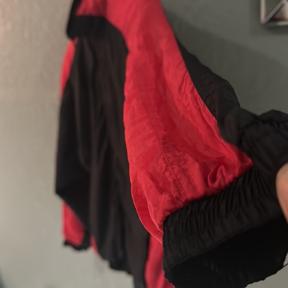 Cheetah Windbreaker Men's red workout Jacket Size M - Picture 3 of 9